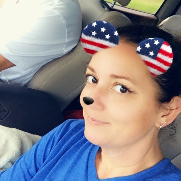 Meet your Posher, Candis - Picture 2 of 2